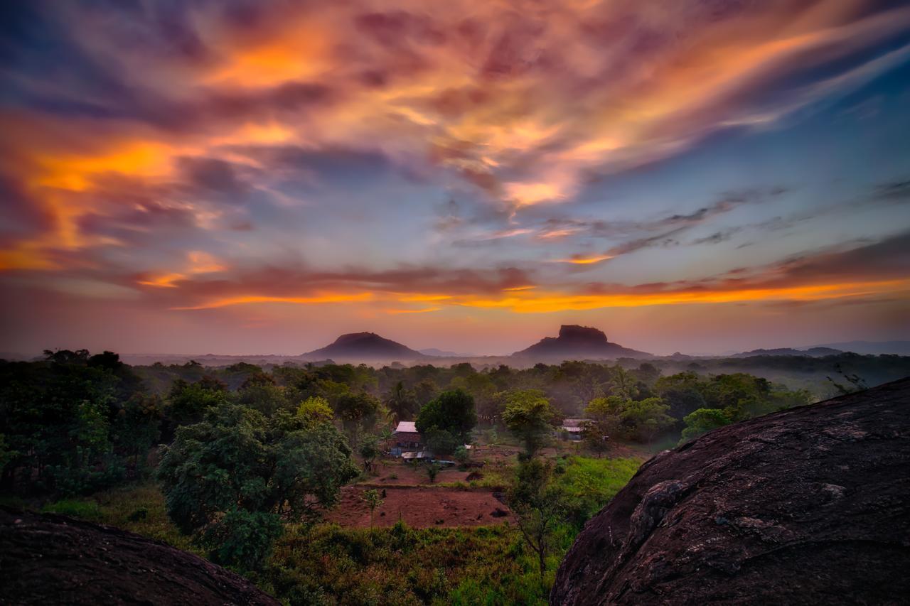 Choona Lodge 'View Of Sigiriya & Pidurangala With Sunrise' Экстерьер фото